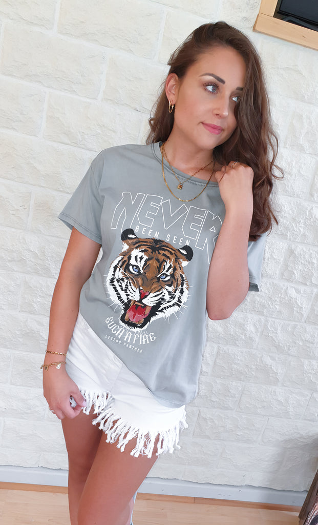 "Panther" T-Shirt